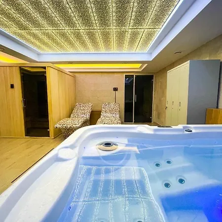 Apartment Mk